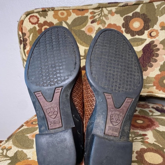 Western Slip on Brown Weaved Ariat Clogs 6 - Picture 5 of 9